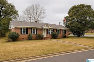 130 Howard Ave, Eutaw, AL 35462
