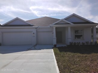 1694 Heartwellville St NW, Palm Bay, FL 32907