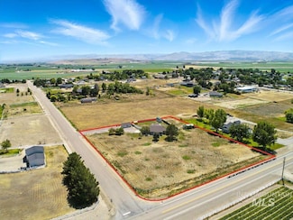 5951 Verde Dr, Nampa, ID 83686