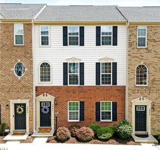 2804 Pointe View Dr, Mars, PA 16046