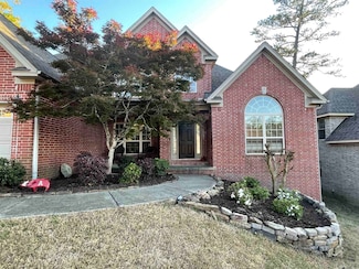 28 Chemin Ct, Little Rock, AR 72223