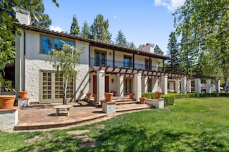 190 Portola Rd, Portola Valley, CA 94028