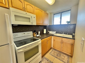 1684 Ala Moana Blvd Unit 352, Honolulu, HI 96815