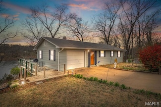 9449 E Lake View Dr, Bonne Terre, MO 63628