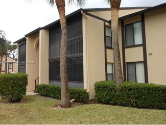 802 Sky Pine Way Unit 22, Greenacres, FL 33415