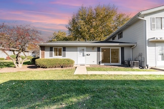 314 Covehill Ct Unit 1984, Schaumburg, IL 60194