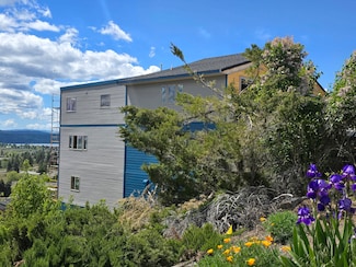 1580 Wade Cir, Klamath Falls, OR 97601