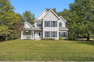 44 Hillsborough Dr, Collinsville, IL 62234