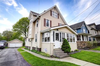 308 S Lincoln Rd, East Rochester, NY 14445