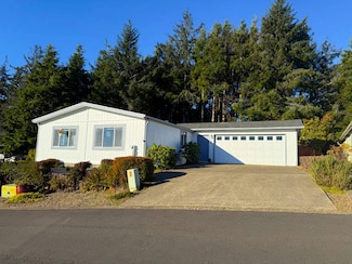5689 NE Windmill Dr Unit 1, Newport, OR 97365