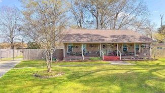 2010 Connie Dr, Denham Springs, LA 70726