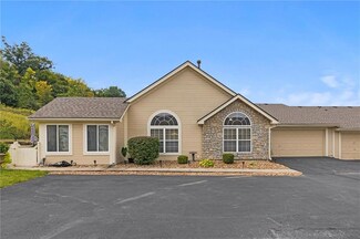 813 NE Devon Dr, Lees Summit, MO 64064
