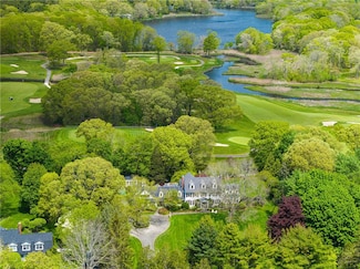 24 Cedar Ave, Barrington, RI 02806
