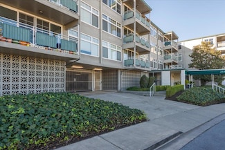 222 Laurel St Unit U101, San Carlos, CA 94070