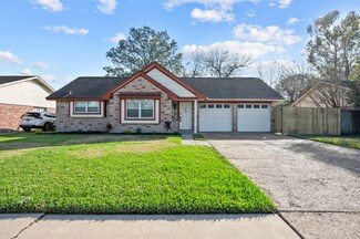 8302 Misty Vale Ln, Houston, TX 77075