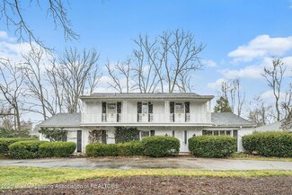 1509 Hitching Post Rd, East Lansing, MI 48823
