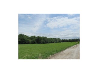 748 SW State Route 58, Centerview, MO 64019