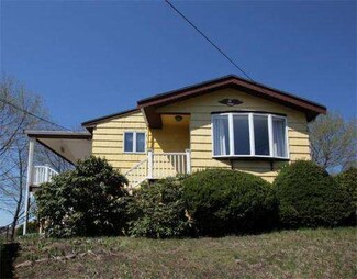 193 Pine Hill Cir, Waltham, MA 02451