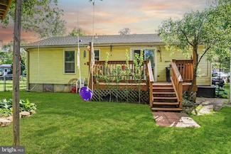 5913 Vine Dr, Mays Landing, NJ 08330