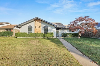 2118 Briarmeadow Dr, Garland, TX 75044