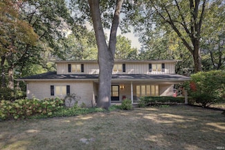 53110 Haddington Dr, South Bend, IN 46635