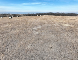 0 N 18th St, Chariton, IA 50049