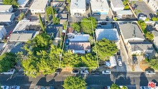 6928 Gentry Ave, North Hollywood, CA 91605