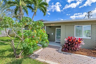 1784 NW 39th St, Oakland Park, FL 33309