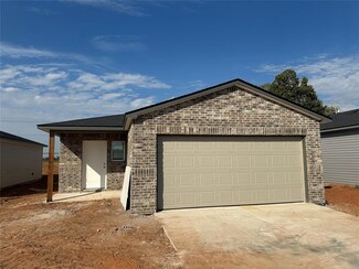 1073 Blue Ridge Dr, Purcell, OK 73080