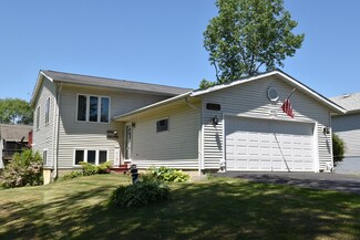 9046 268th Ave, Salem, WI 53168