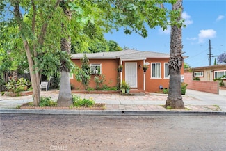 470 E Home St, Long Beach, CA 90805