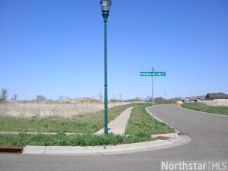 31170 Wallmark Lake Dr, Chisago City, MN 55013