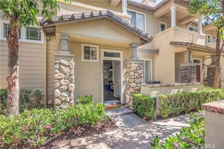 2958 Claremore Ln, Long Beach, CA 90815