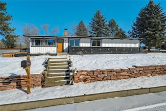 1424 Columbine Rd, Colorado Springs, CO 80907