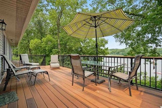 2320 Rice Ridge Ln NE, North Liberty, IA 52317
