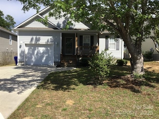 236 NE 35th St, Oak Island, NC 28465