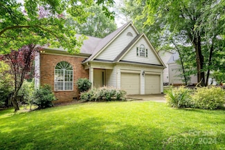 9023 Arbor Glen Ln, Charlotte, NC 28210