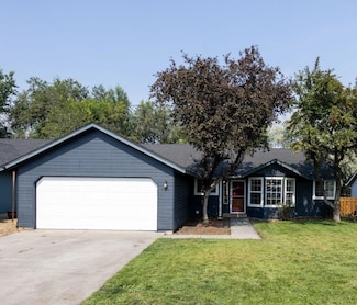 3015 SW Salmon Ave, Redmond, OR 97756