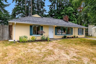 15325 Interlake Ave N, Shoreline, WA 98133