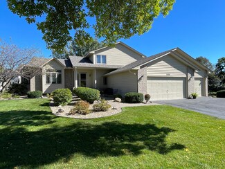 5420 Underwood Ln N, Plymouth, MN 55442