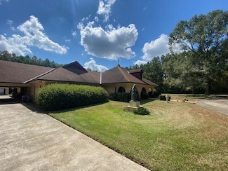 50352 Antioch Rd, Tickfaw, LA 70466