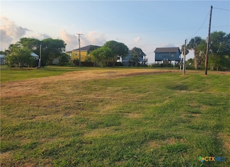 1409-1411 W Washington Ave, Seadrift, TX 77983