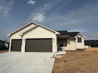 1232 Outland Ct, Goddard, KS 67052