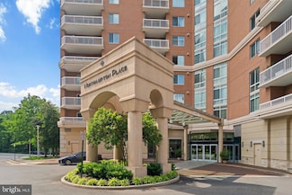 3101 N Hampton Dr Unit 715, Alexandria, VA 22302