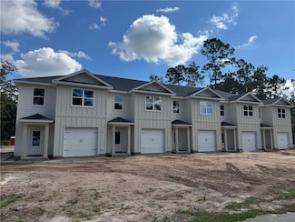 577 S Arizona St, Kingsland, GA 31548