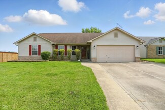 2145 W Autumn Ln, Columbus, IN 47201