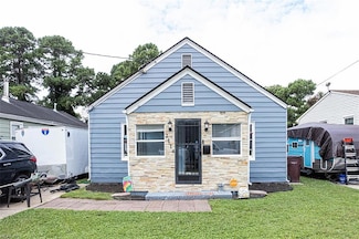 2114 Mclain St, Chesapeake, VA 23324