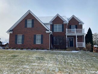 3204 Hadleigh Place, New Albany, IN 47150