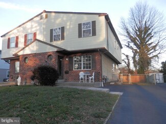907 Sharon Ave, Darby, PA 19023