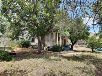 22550 W Old Highway 66, Seligman, AZ 86337